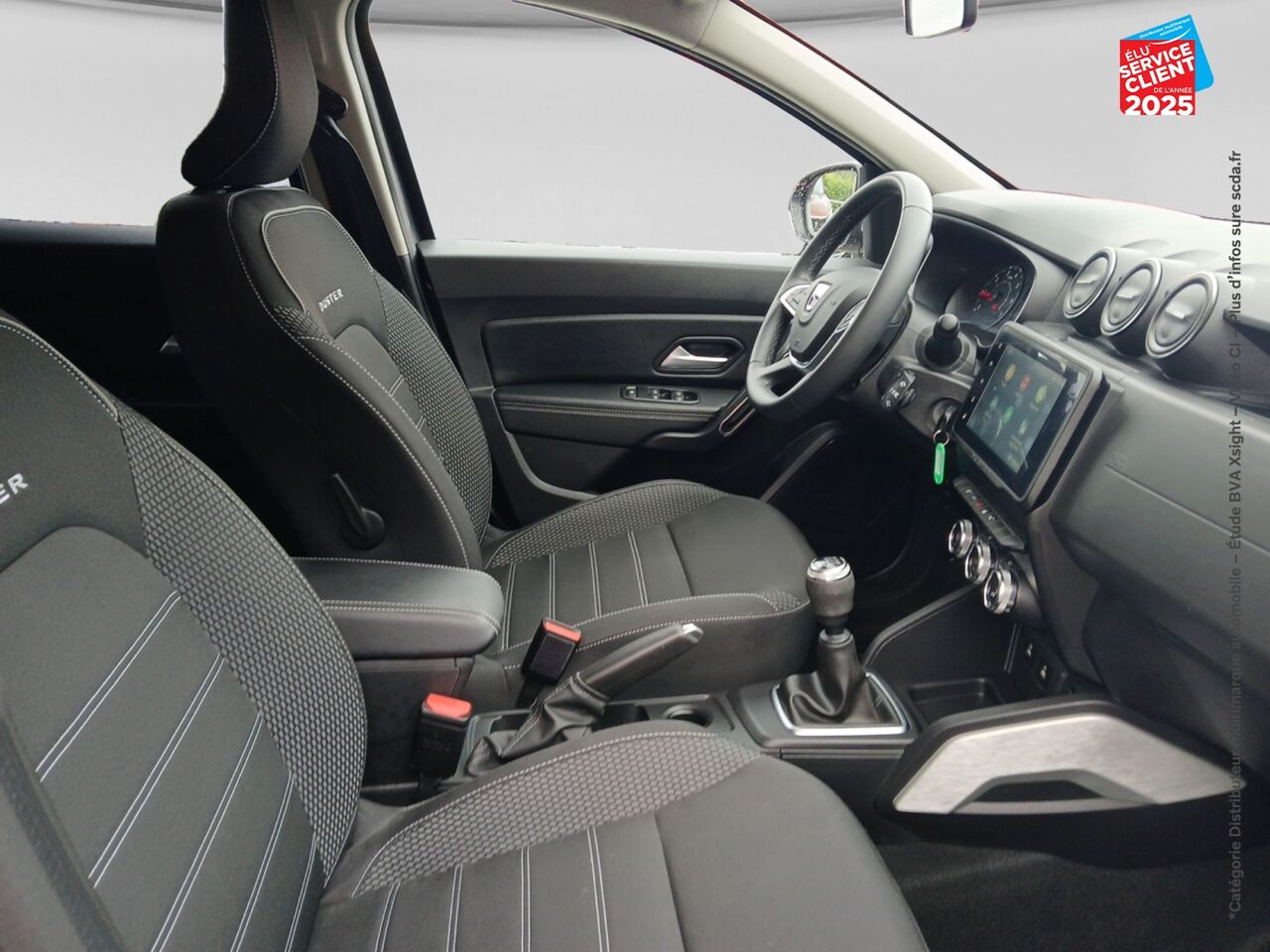 Véhicule d'occasion DACIA DUSTER 1.3 TCE 130CH FAP PRESTIGE 4X2 chez Toyota Bar le Duc