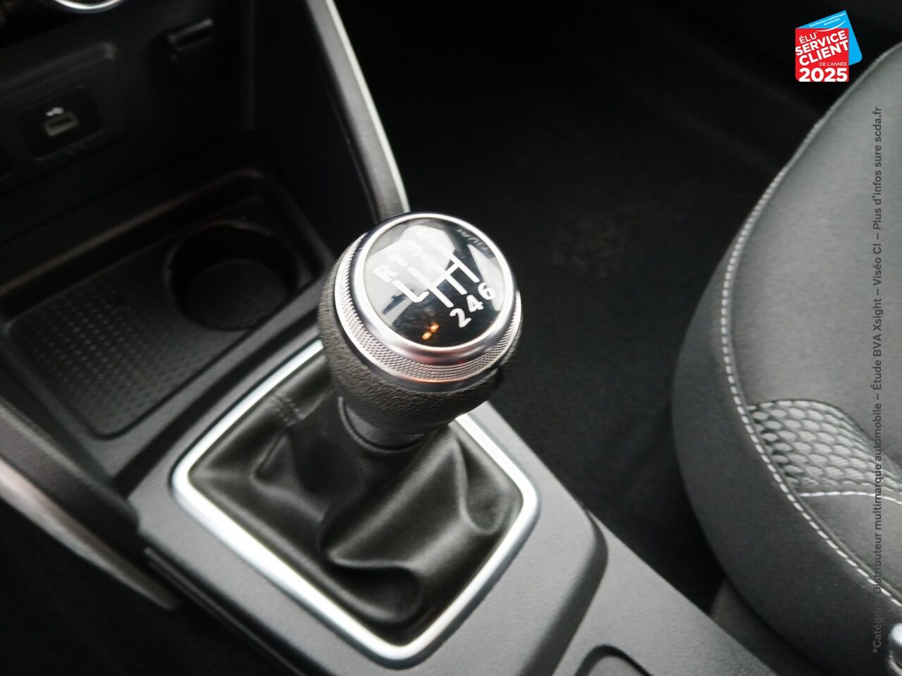 Véhicule d'occasion DACIA DUSTER 1.3 TCE 130CH FAP PRESTIGE 4X2 chez Toyota Bar le Duc