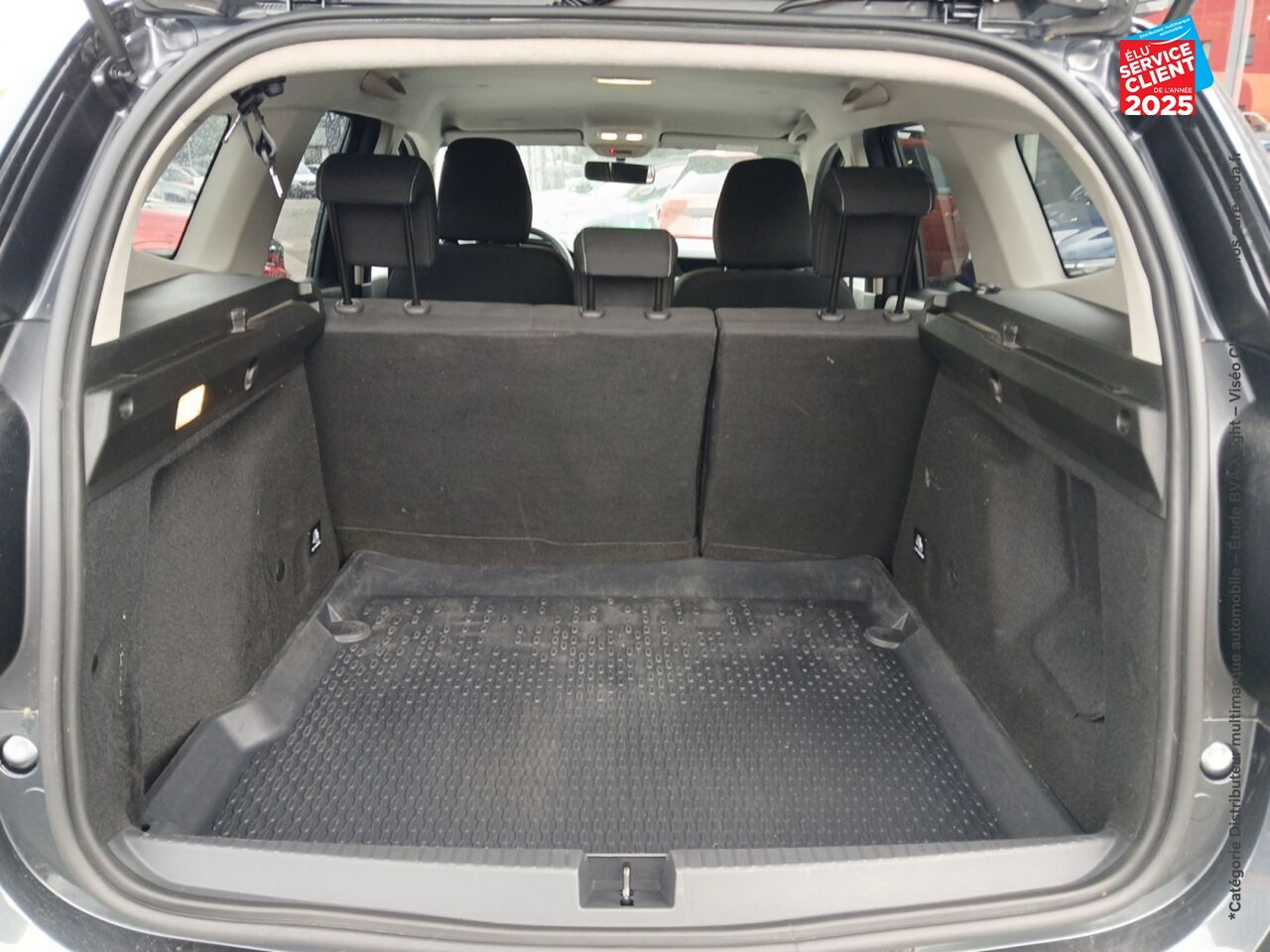 Véhicule d'occasion DACIA DUSTER 1.3 TCE 130CH FAP PRESTIGE 4X2 chez Toyota Bar le Duc