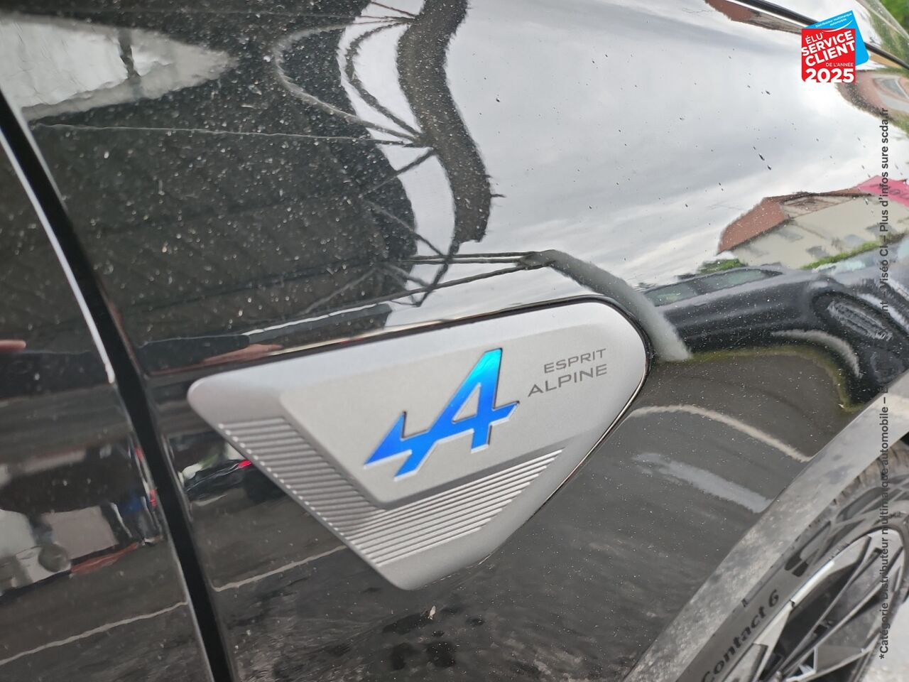 Véhicule d'occasion RENAULT CLIO 1.6 E-TECH 145CH FULL HYBRID ESPRIT ALPINE GPS CAMERA chez Renault Saint-Louis