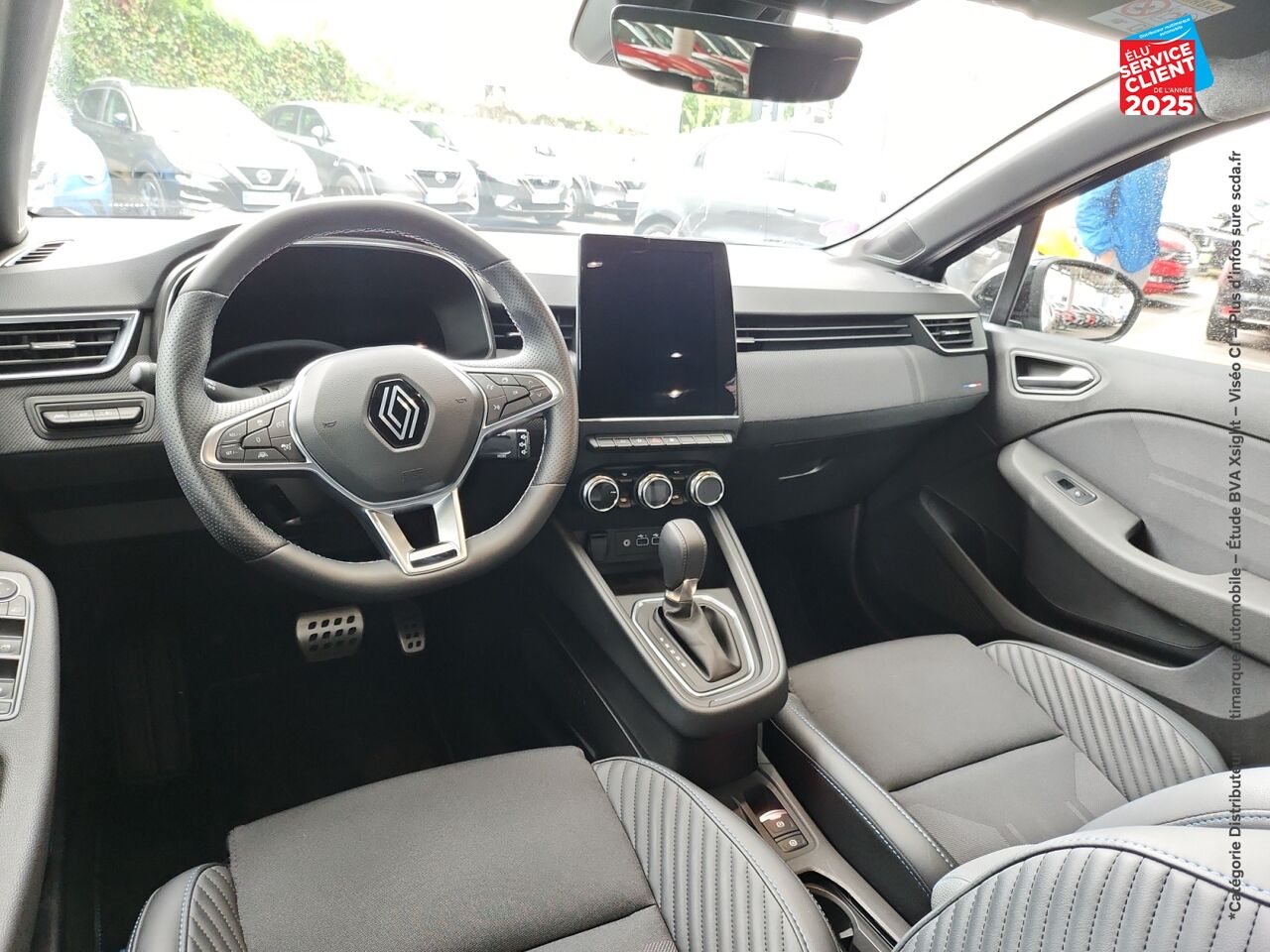 Véhicule d'occasion RENAULT CLIO 1.6 E-TECH 145CH FULL HYBRID ESPRIT ALPINE GPS CAMERA chez Renault Saint-Louis