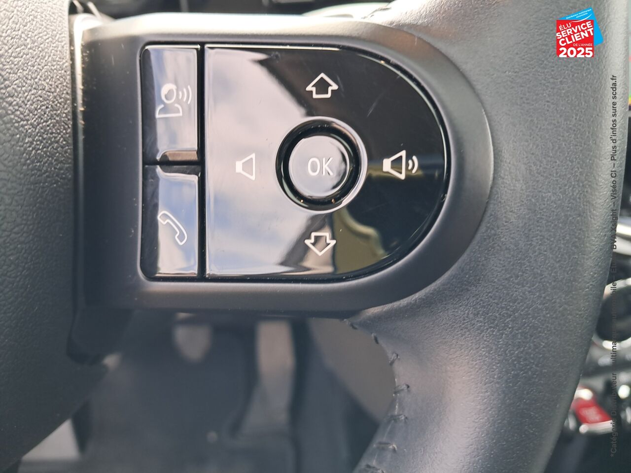 Véhicule d'occasion MINI MINI COOPER 136CH EDITION CAMDEN TOUVRANT GPS RADAR AR chez Hyundai Chalons