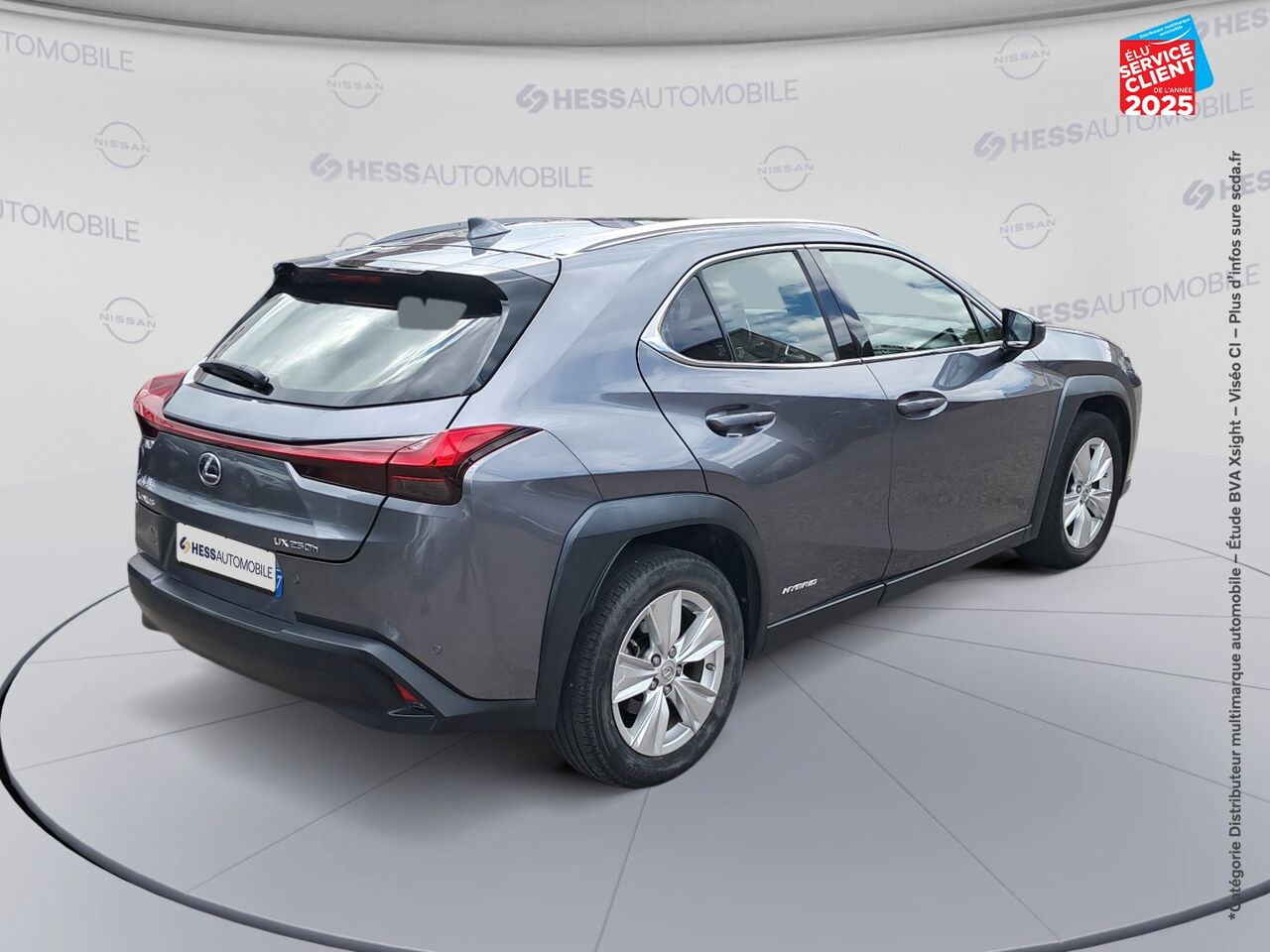 Véhicule d'occasion LEXUS UX 250H 2WD PREMIUM EDITION MY21 chez Renault Saint-Louis