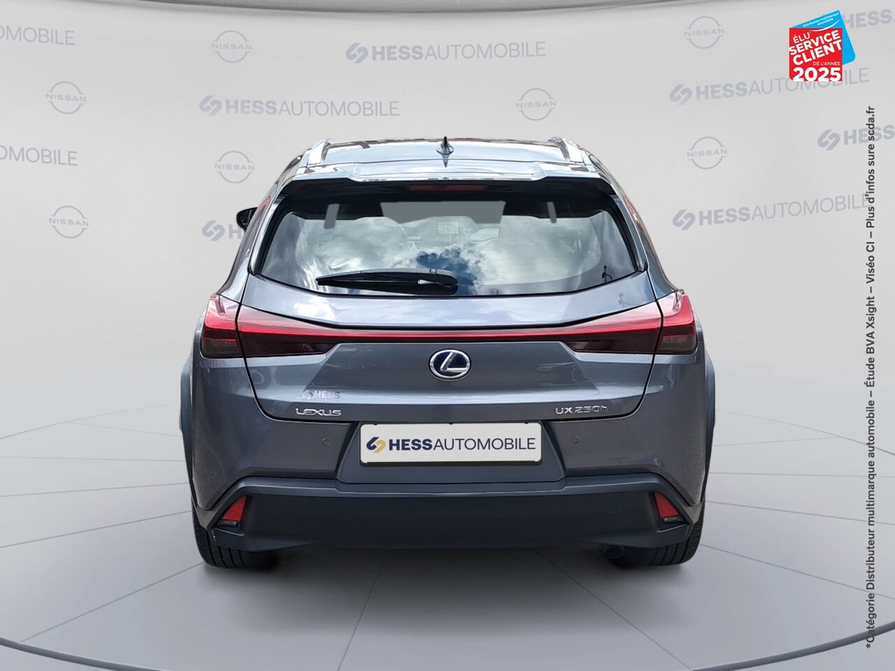 Véhicule d'occasion LEXUS UX 250H 2WD PREMIUM EDITION MY21 chez Renault Saint-Louis