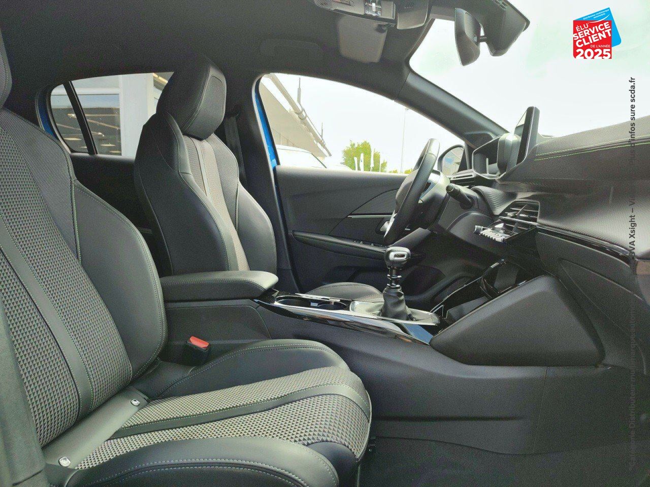 Véhicule d'occasion PEUGEOT 208 1.2 PURETECH 100CH SS GT 118G chez Nissan Metz