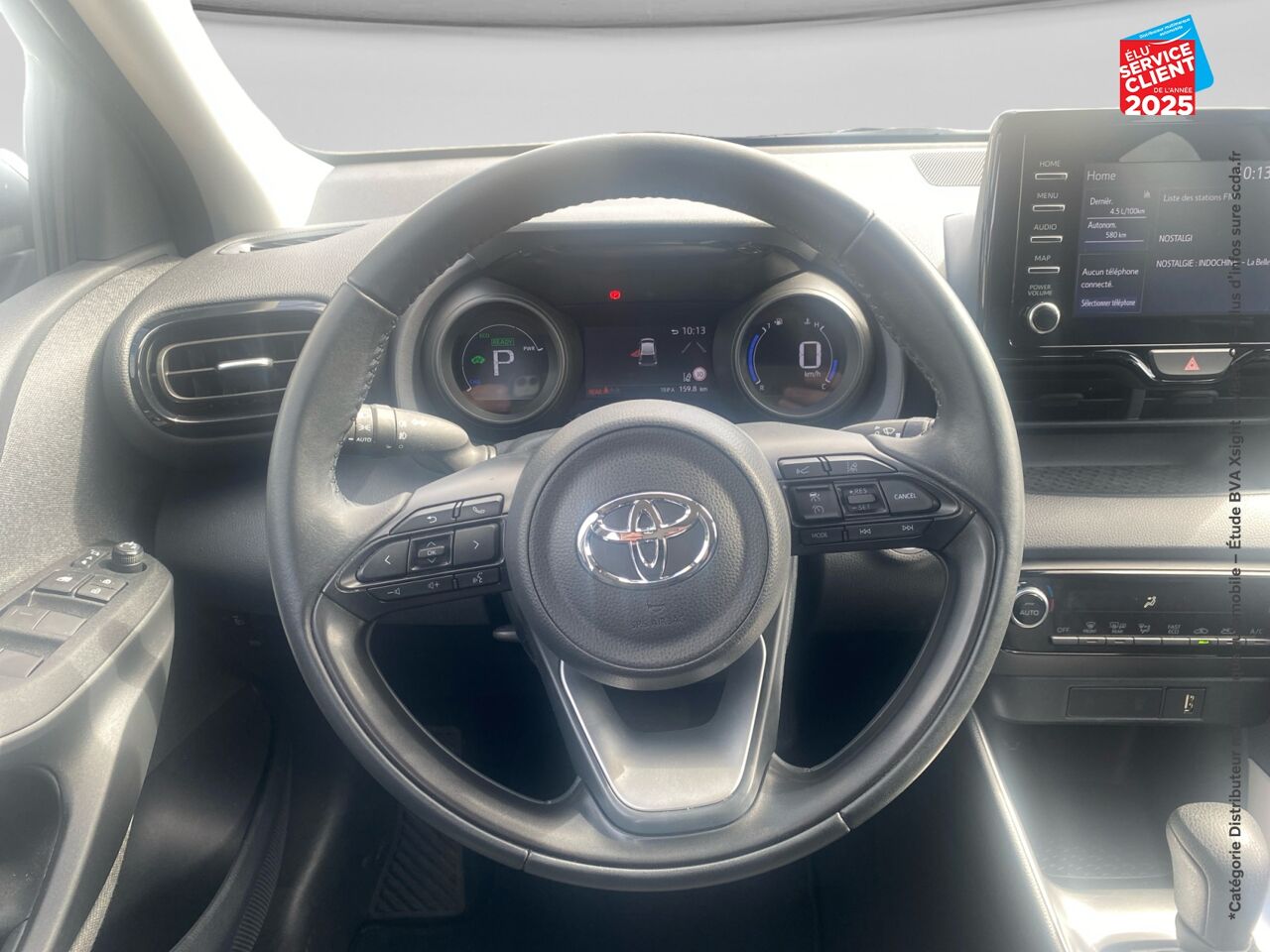 Véhicule d'occasion TOYOTA YARIS 116H DESIGN 5P MY22 chez Toyota Verdun