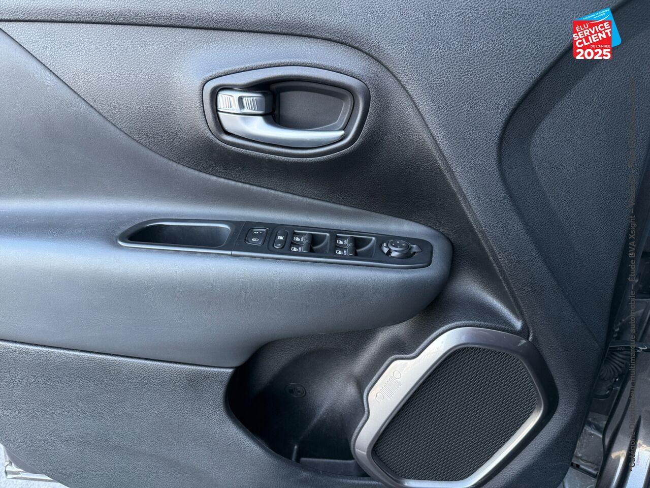Véhicule d'occasion JEEP RENEGADE 2.0 MULTIJET SS 140CH LIMITED 4X4 chez Hyundai Epernay