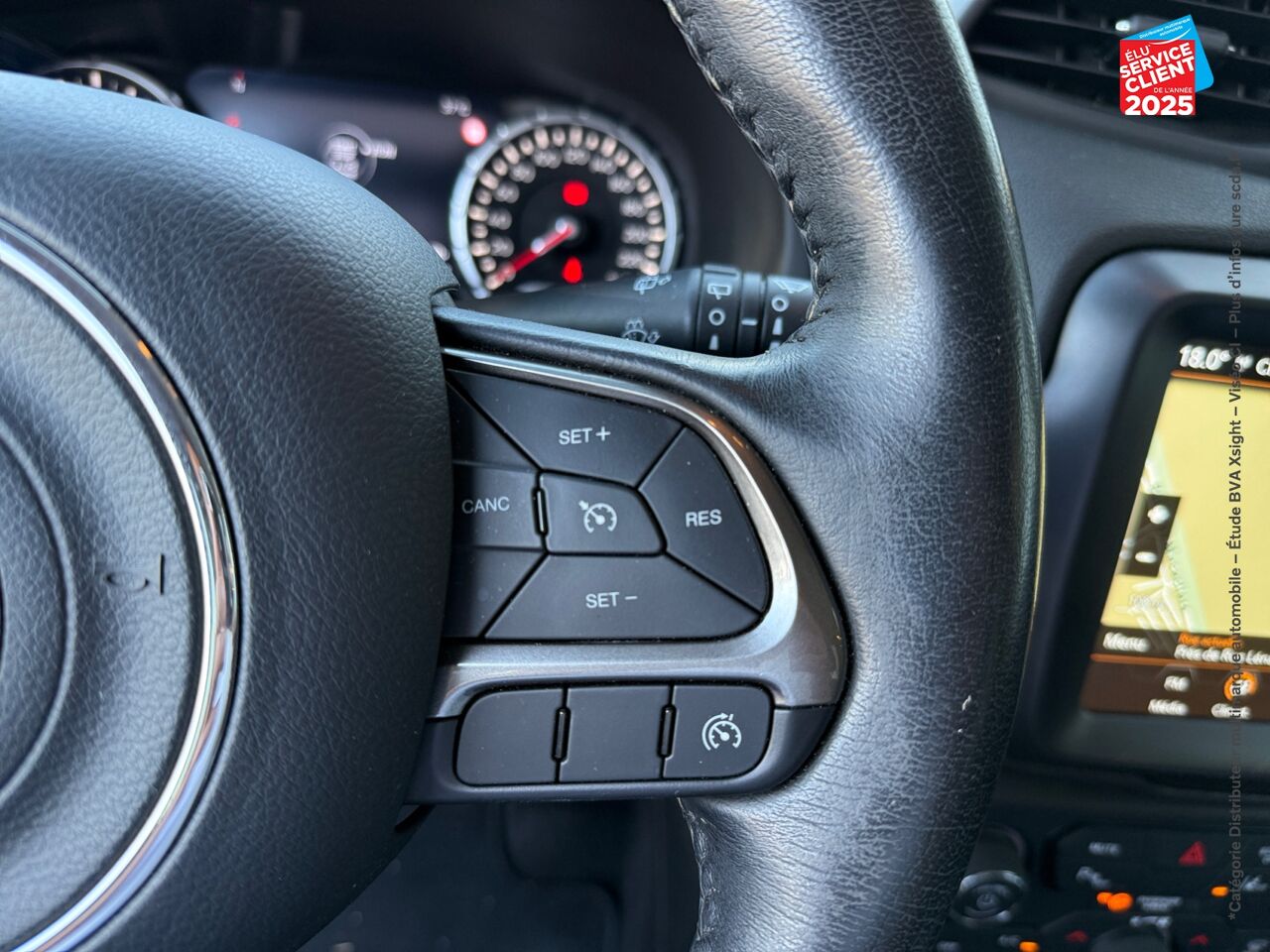 Véhicule d'occasion JEEP RENEGADE 2.0 MULTIJET SS 140CH LIMITED 4X4 chez Hyundai Epernay