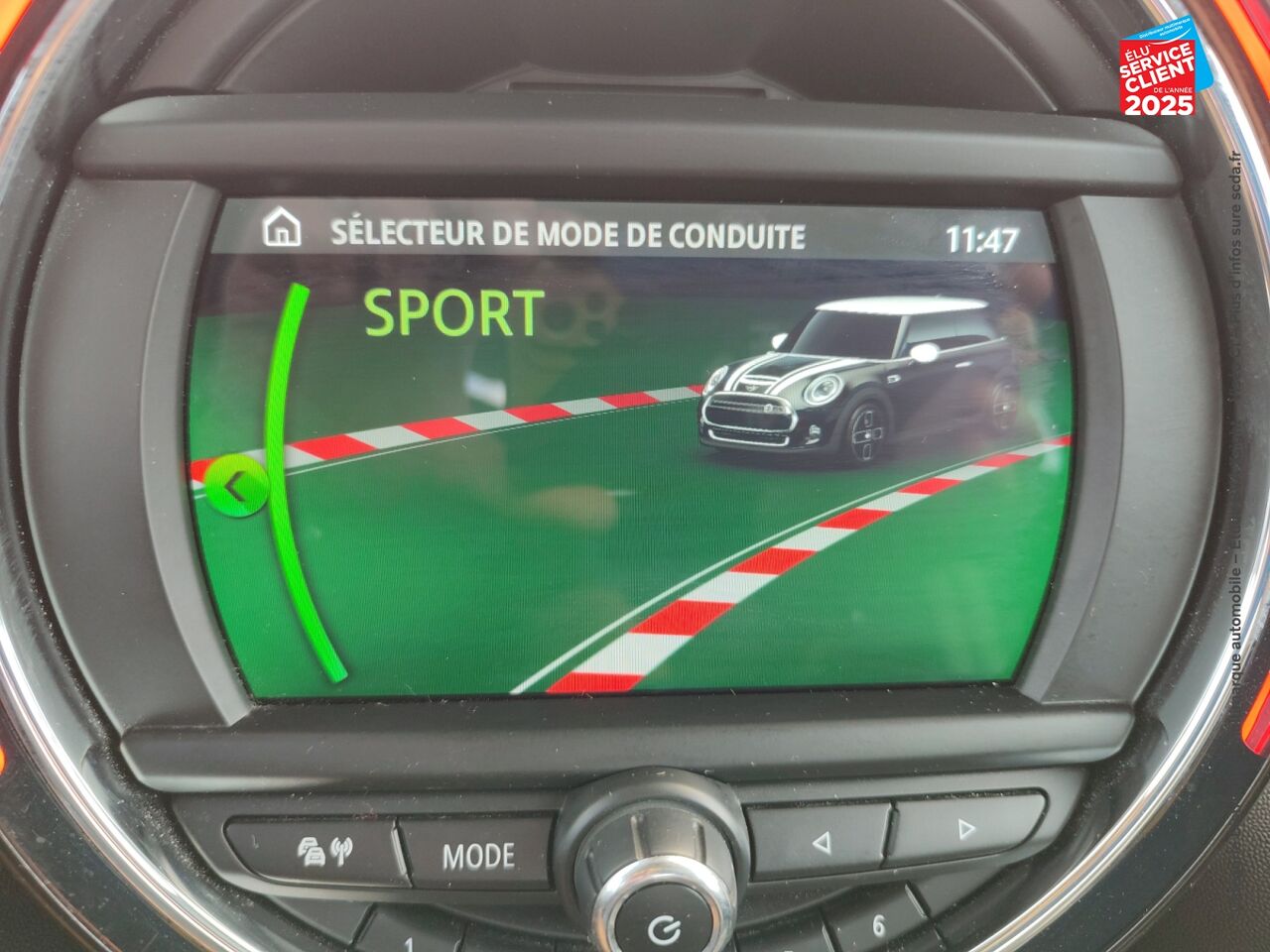 Véhicule d'occasion MINI MINI COOPER SE 184CH EDITION GREENWICH BVA chez BMW Pontarlier