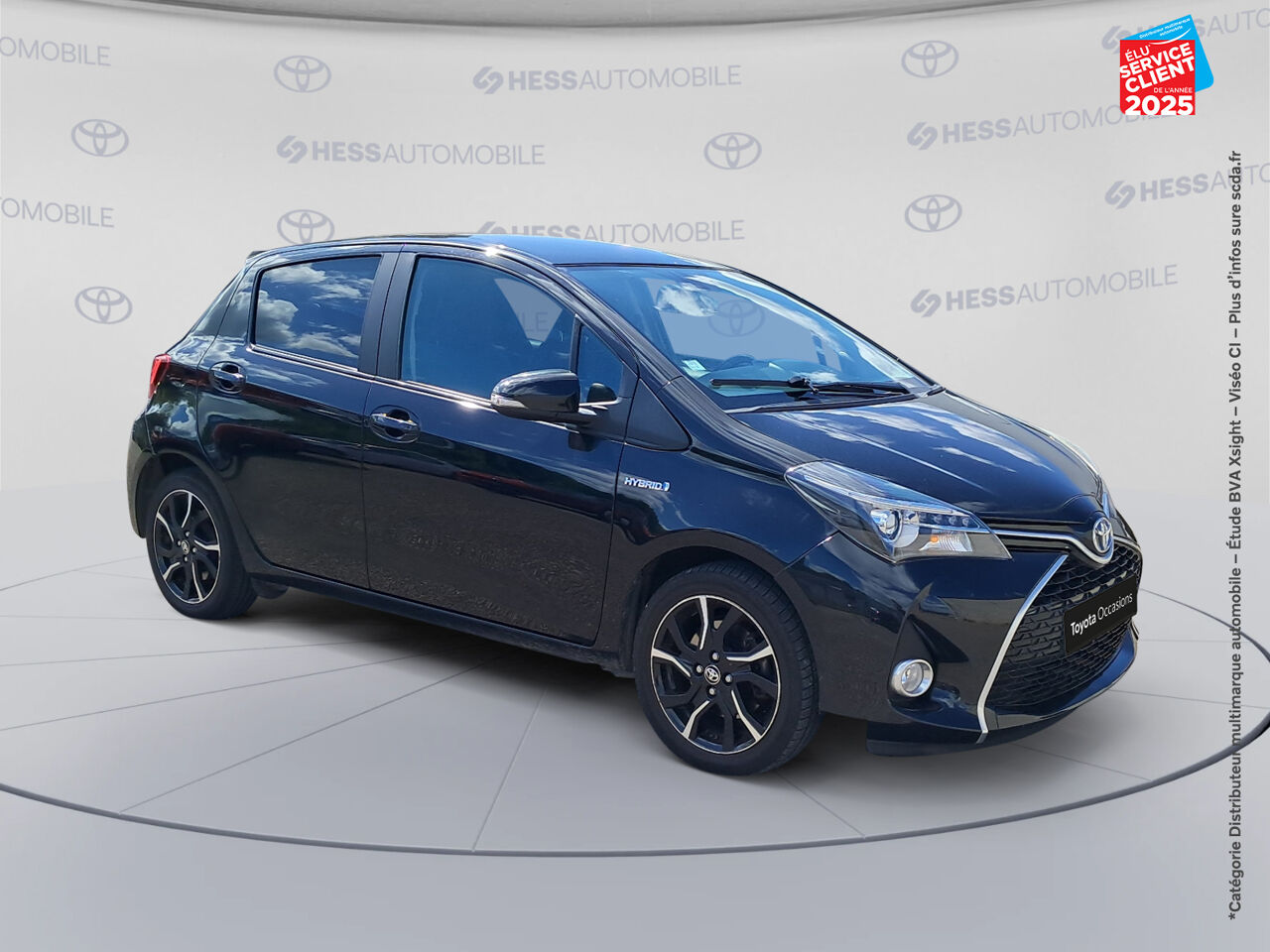 Véhicule d'occasion TOYOTA YARIS HSD 100H DESIGN 5P GPS chez Toyota Verdun