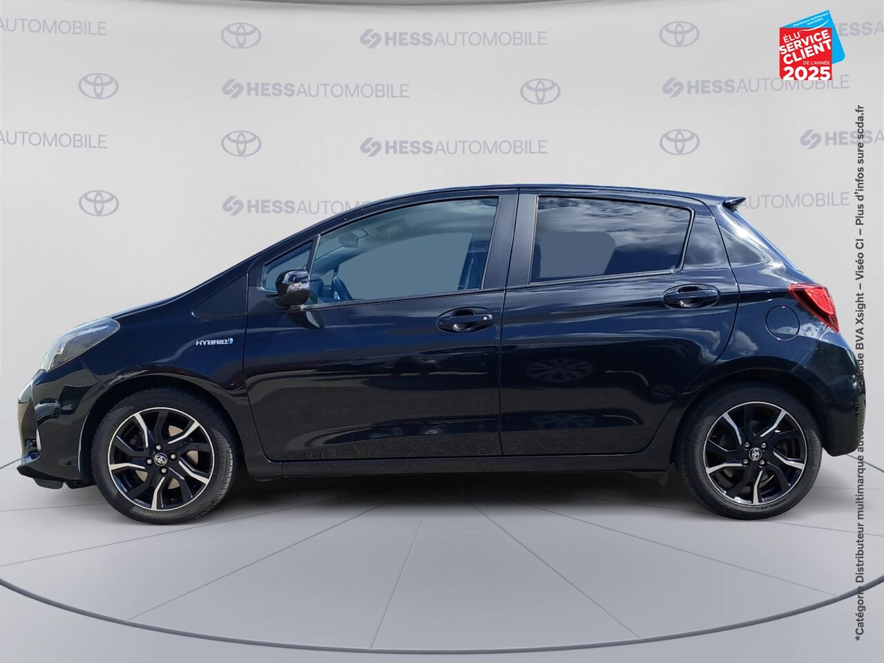 Véhicule d'occasion TOYOTA YARIS HSD 100H DESIGN 5P GPS chez Toyota Verdun