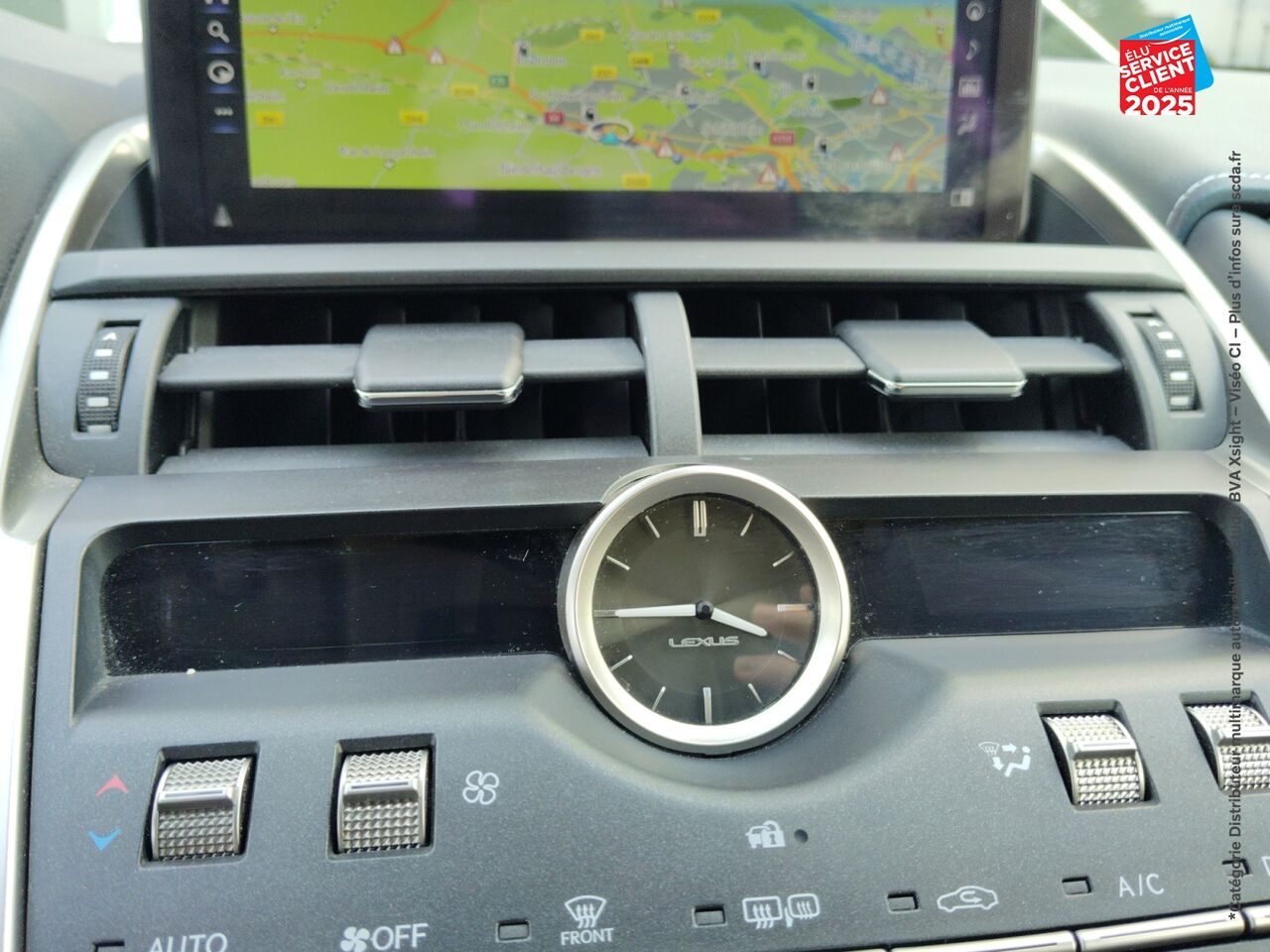 Véhicule d'occasion LEXUS NX 300H 4WD LUXE EURO6D-T SIEGE CHAUF CAMERA GPS chez BMW Besançon