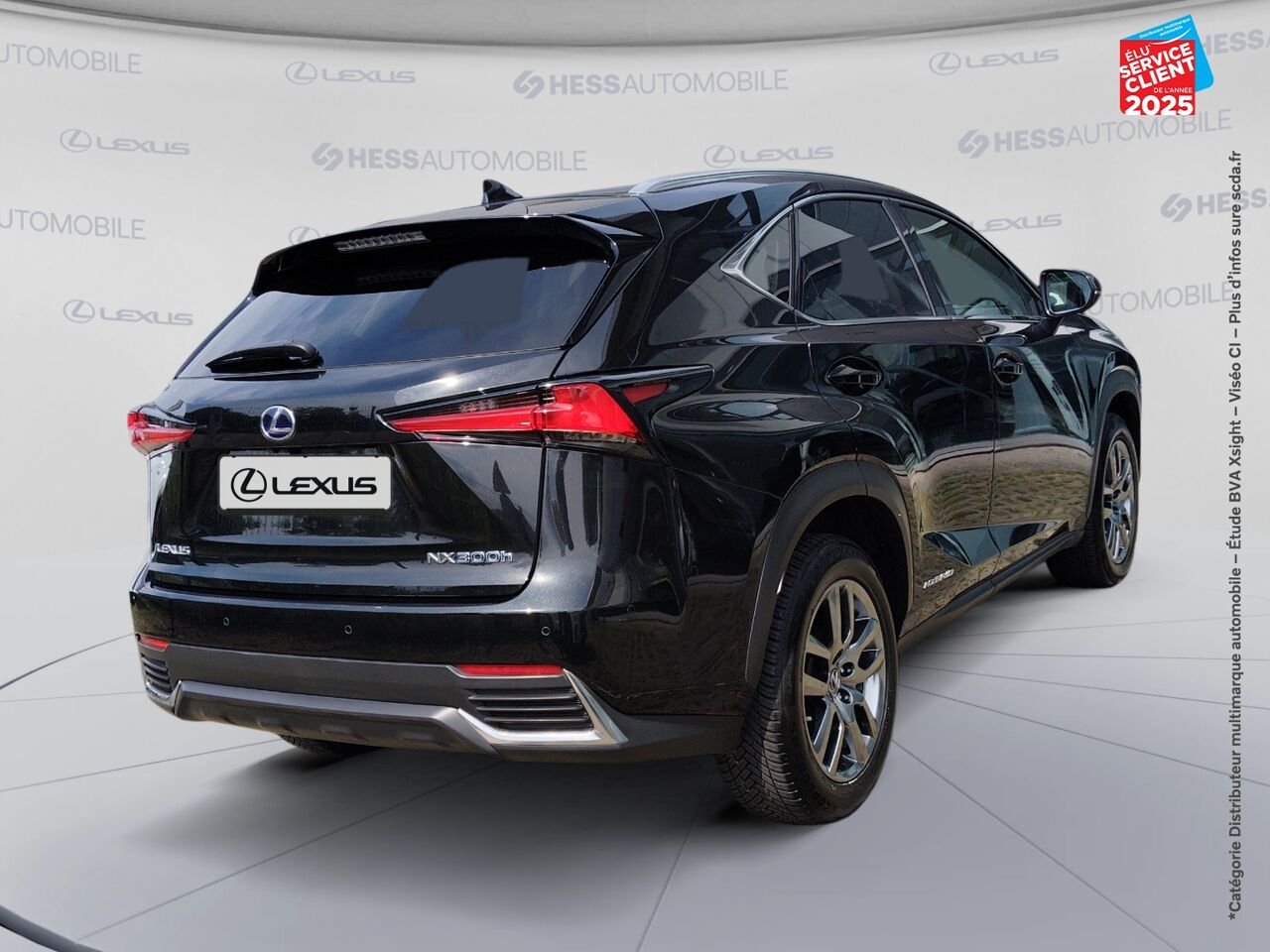Véhicule d'occasion LEXUS NX 300H 4WD LUXE EURO6D-T SIEGE CHAUF CAMERA GPS chez BMW Besançon