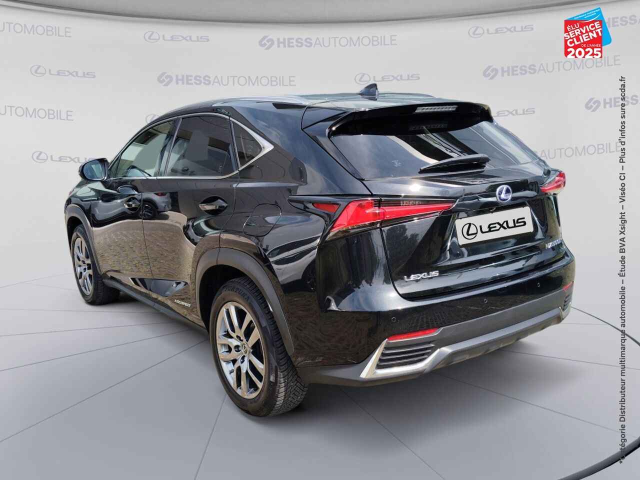 Véhicule d'occasion LEXUS NX 300H 4WD LUXE EURO6D-T SIEGE CHAUF CAMERA GPS chez BMW Besançon