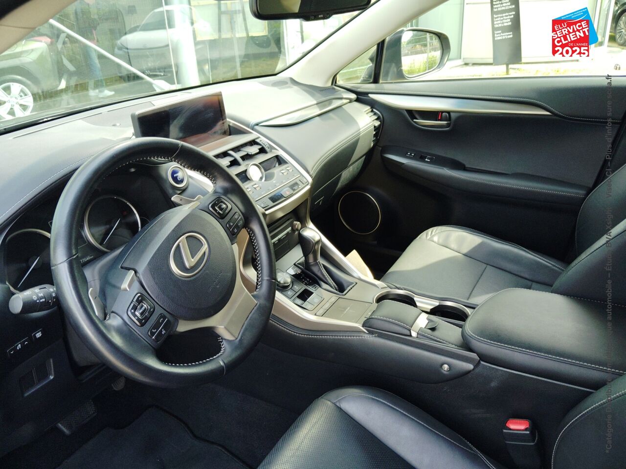 Véhicule d'occasion LEXUS NX 300H 4WD LUXE EURO6D-T SIEGE CHAUF CAMERA GPS chez BMW Besançon