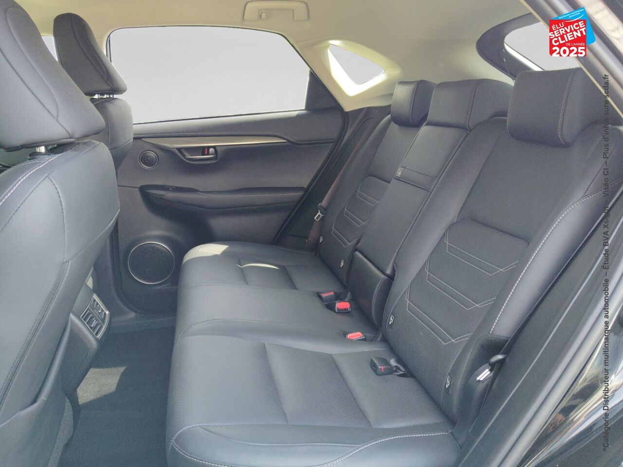 Véhicule d'occasion LEXUS NX 300H 4WD LUXE EURO6D-T SIEGE CHAUF CAMERA GPS chez BMW Besançon