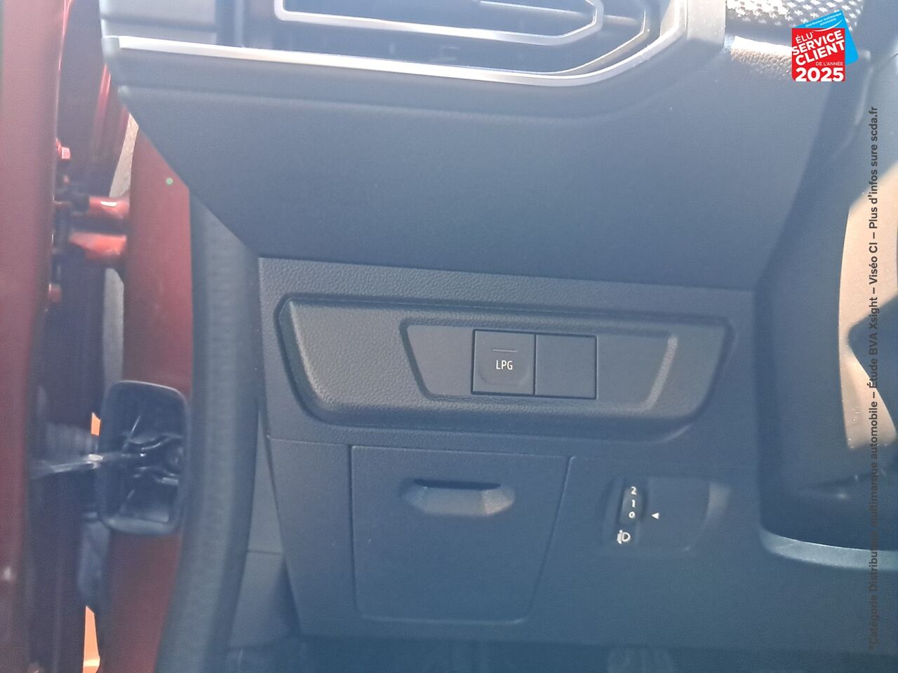 Véhicule d'occasion DACIA JOGGER 1.0 ECO-G 100CH SL EXTREME+ 7 PLACES GPS CAMERA ATTELAGE chez Toyota Thionville