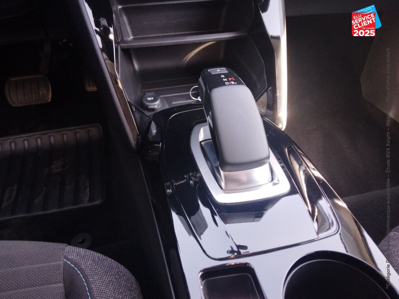 Véhicule d'occasion PEUGEOT 208 E-136CH STYLE GPS RADAR AR CARPLAY chez Renault Sélestat