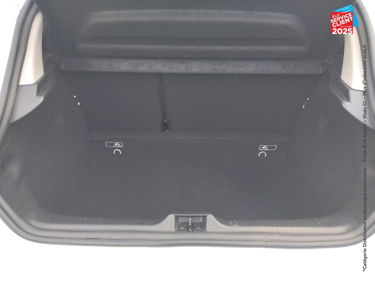 Véhicule d'occasion RENAULT CLIO 1.5 DCI 90CH ENERGY BUSINESS 5P EURO6C chez Opel Verdun