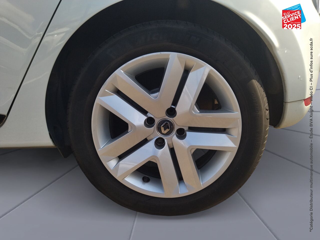 Véhicule d'occasion RENAULT CLIO 1.5 DCI 90CH ENERGY BUSINESS 5P EURO6C chez Opel Verdun