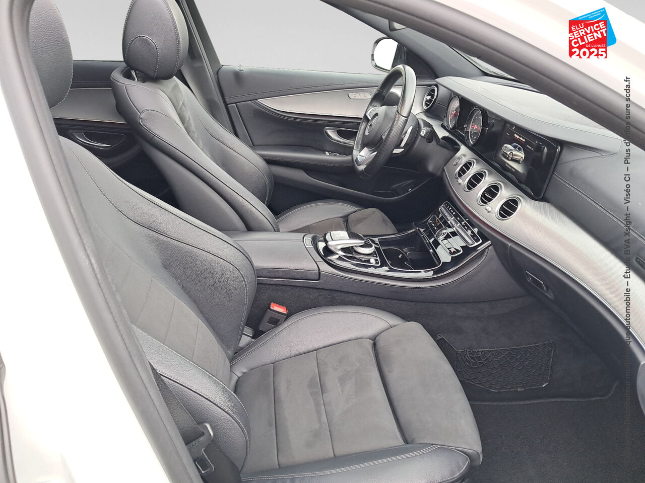 Véhicule d'occasion MERCEDES-BENZ CLASSE E 220 D 194CH FASCINATION 4MATIC 9G-TRONIC EURO6D-T chez Renault Saint-Louis