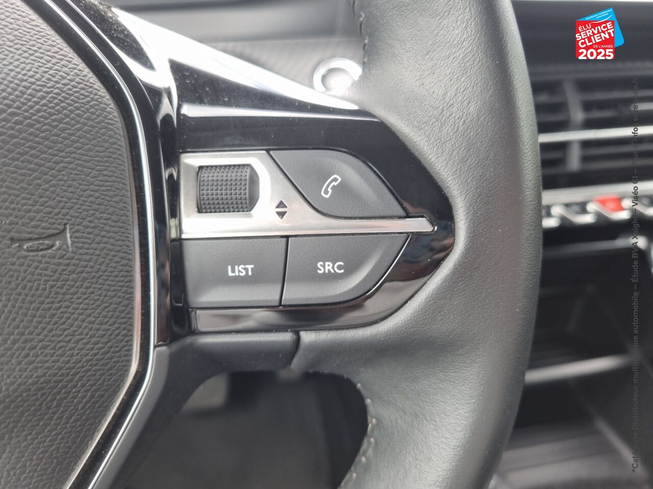 Véhicule d'occasion PEUGEOT 208 E-136CH ACTIVE chez Hyundai Epernay