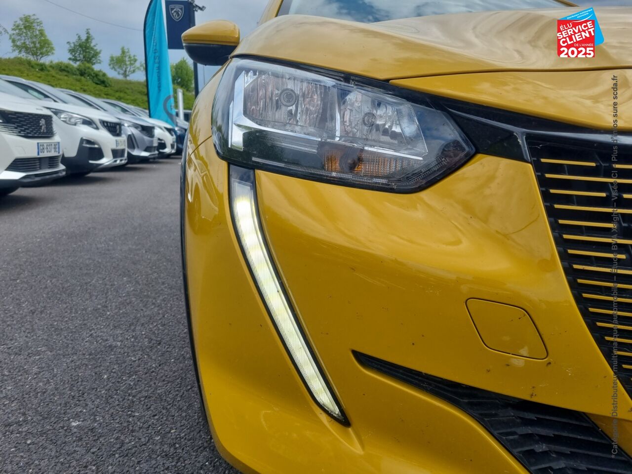 Véhicule d'occasion PEUGEOT 208 E-136CH ACTIVE chez Hyundai Epernay