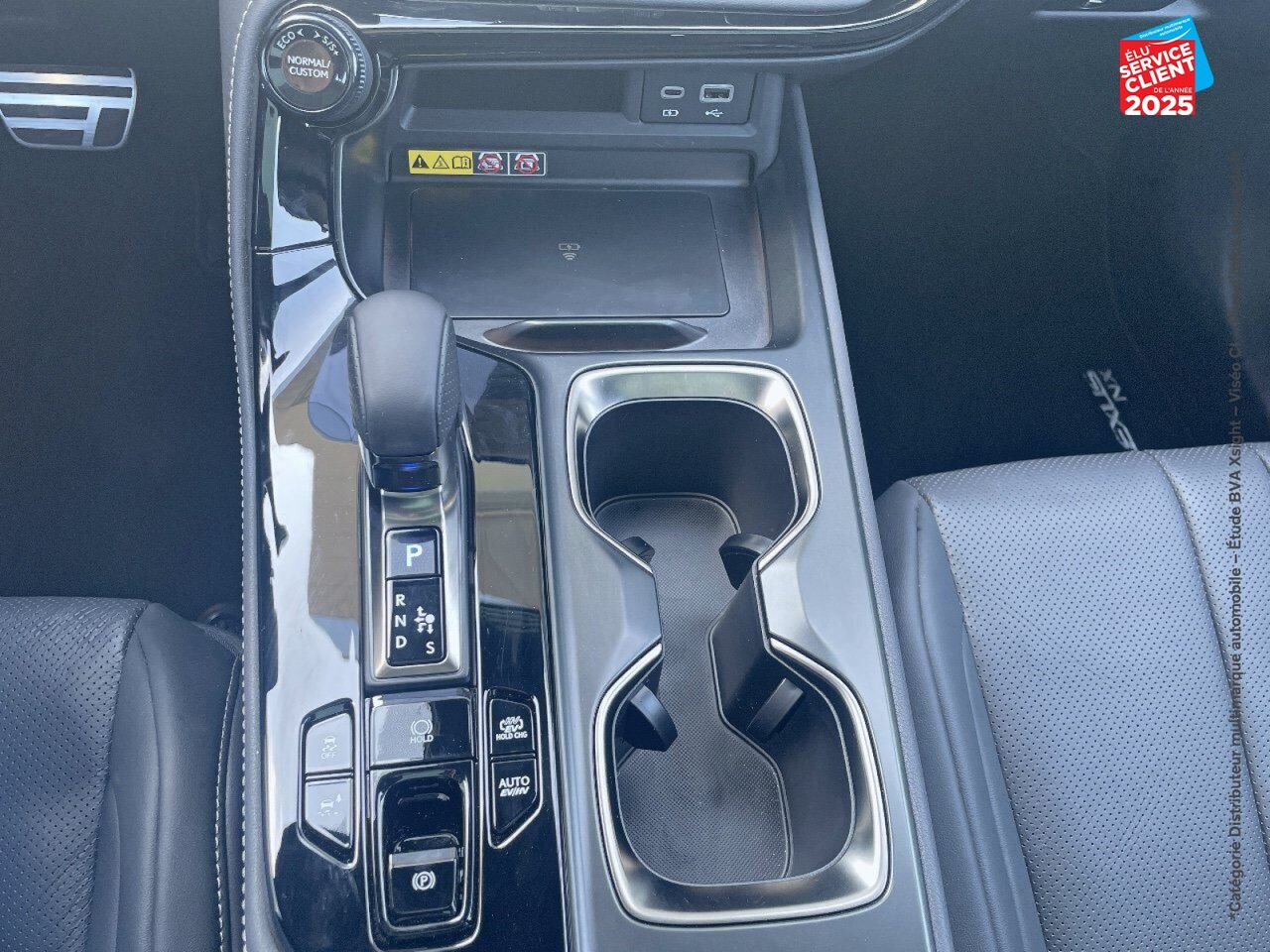 Véhicule d'occasion LEXUS NX 450H+ F SPORT EXECUTIVE 4WD chez Renault Sélestat