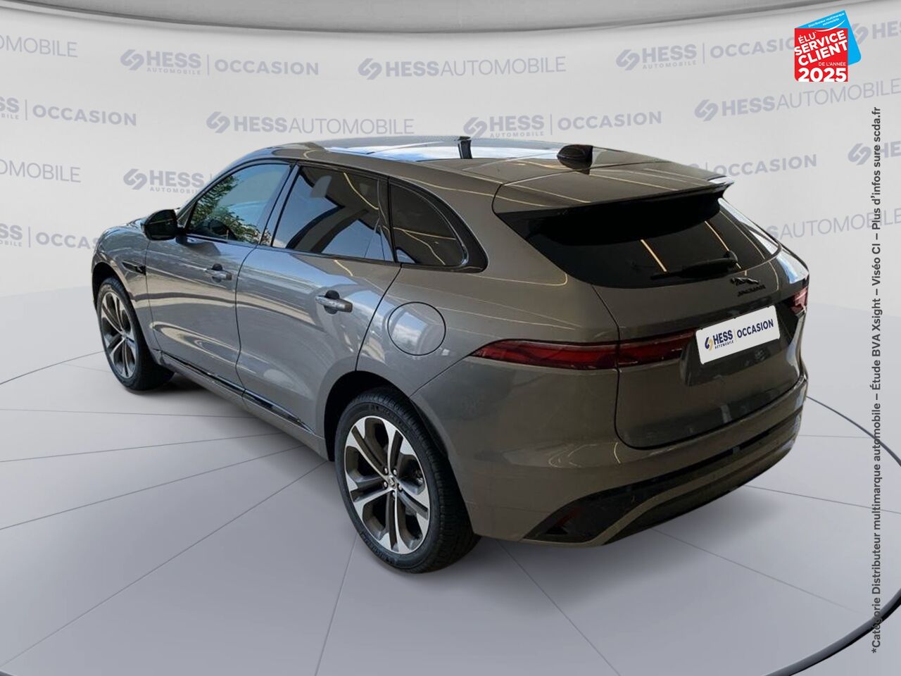 Véhicule d'occasion JAGUAR F-PACE P400E PLUG-IN-HYBRID R-DYNAMIC HSE BVA8 AWD chez Renault Colmar