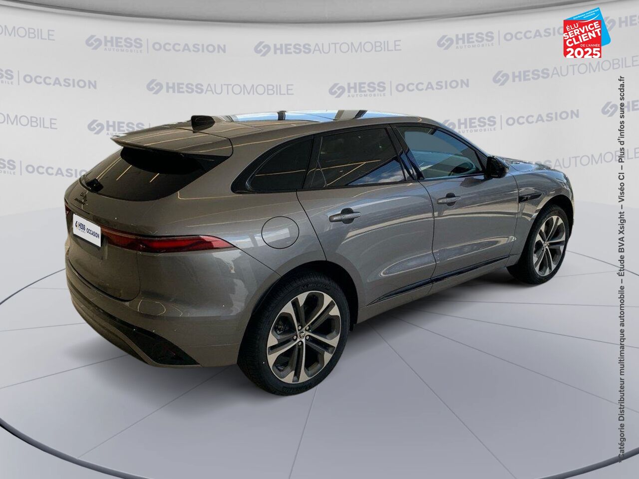 Véhicule d'occasion JAGUAR F-PACE P400E PLUG-IN-HYBRID R-DYNAMIC HSE BVA8 AWD chez Renault Colmar