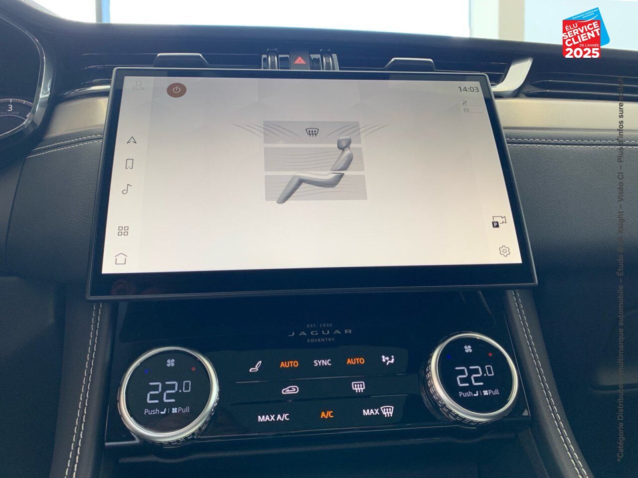 Véhicule d'occasion JAGUAR F-PACE P400E PLUG-IN-HYBRID R-DYNAMIC HSE BVA8 AWD chez Renault Colmar