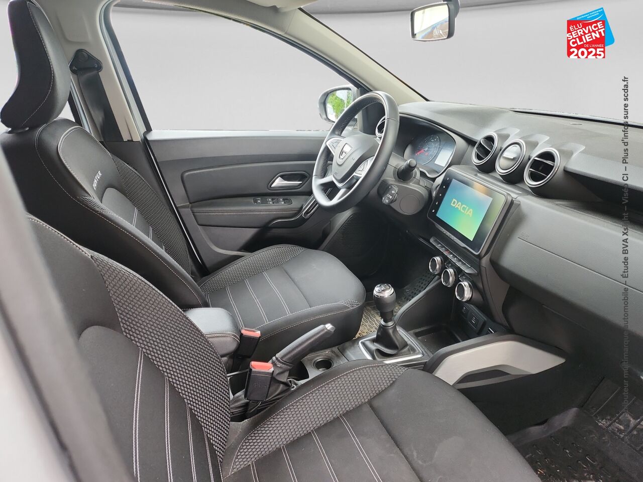 Véhicule d'occasion DACIA DUSTER 1.0 ECO-G 100CH PRESTIGE + 4X2 chez Hyundai Epernay