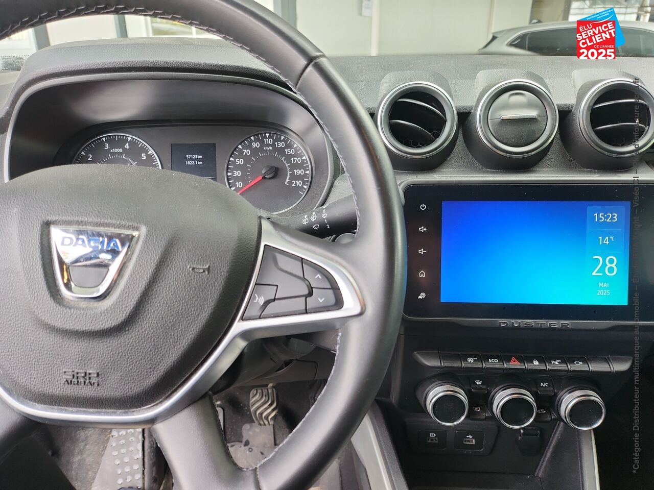 Véhicule d'occasion DACIA DUSTER 1.0 ECO-G 100CH PRESTIGE + 4X2 chez Hyundai Epernay