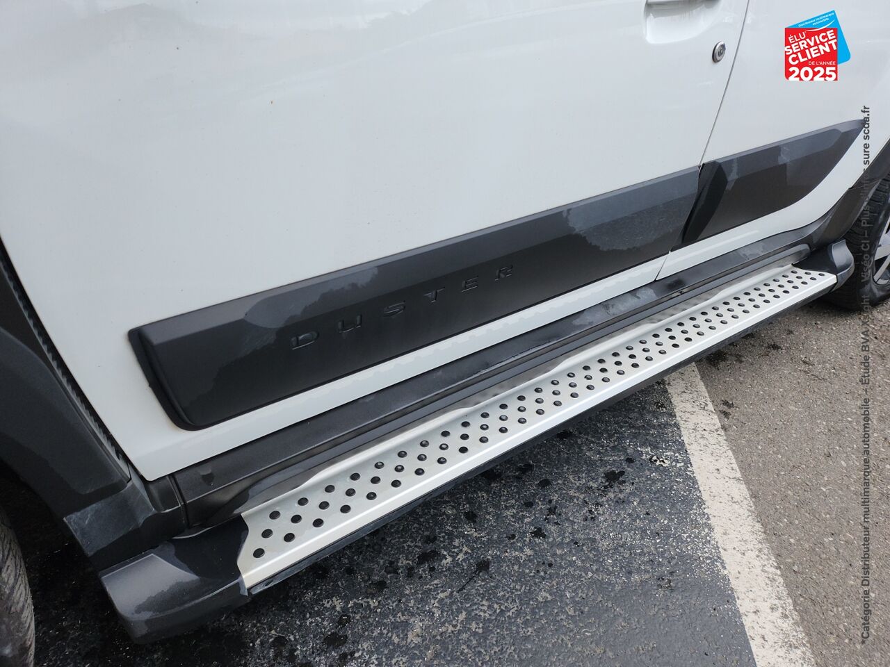 Véhicule d'occasion DACIA DUSTER 1.0 ECO-G 100CH PRESTIGE + 4X2 chez Hyundai Epernay