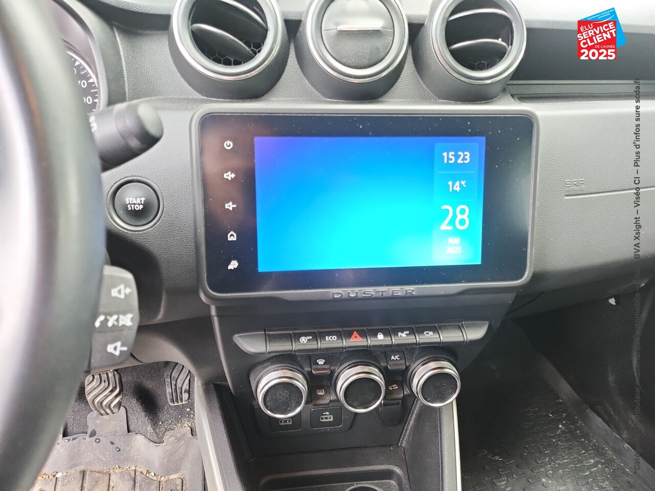 Véhicule d'occasion DACIA DUSTER 1.0 ECO-G 100CH PRESTIGE + 4X2 chez Hyundai Epernay