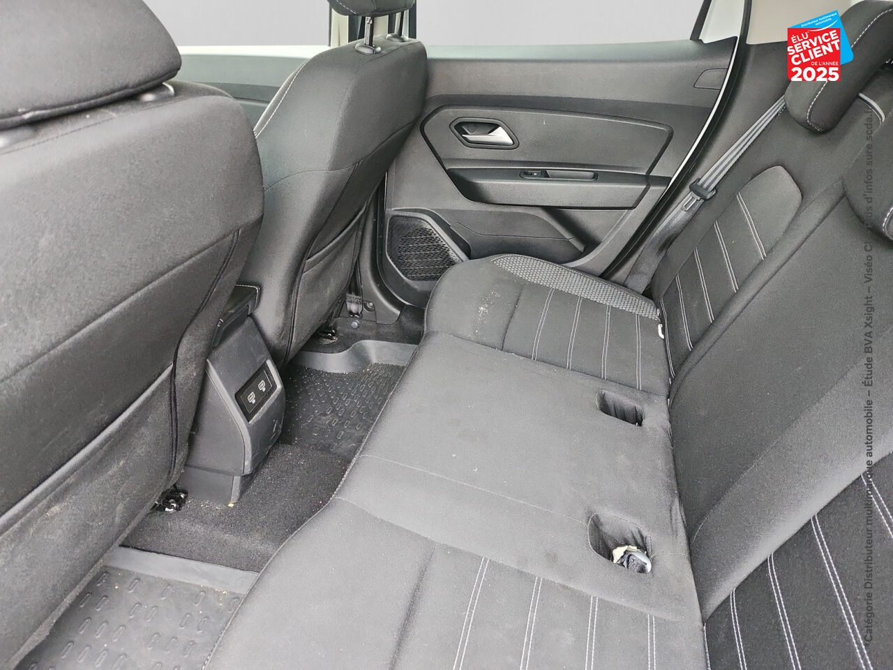 Véhicule d'occasion DACIA DUSTER 1.0 ECO-G 100CH PRESTIGE + 4X2 chez Hyundai Epernay