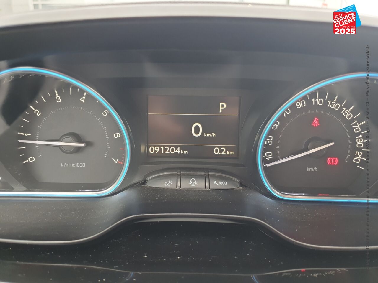 Véhicule d'occasion PEUGEOT 2008 1.2 PURETECH 110CH E6.C ALLURE SS EAT6 chez Renault Saint-Louis