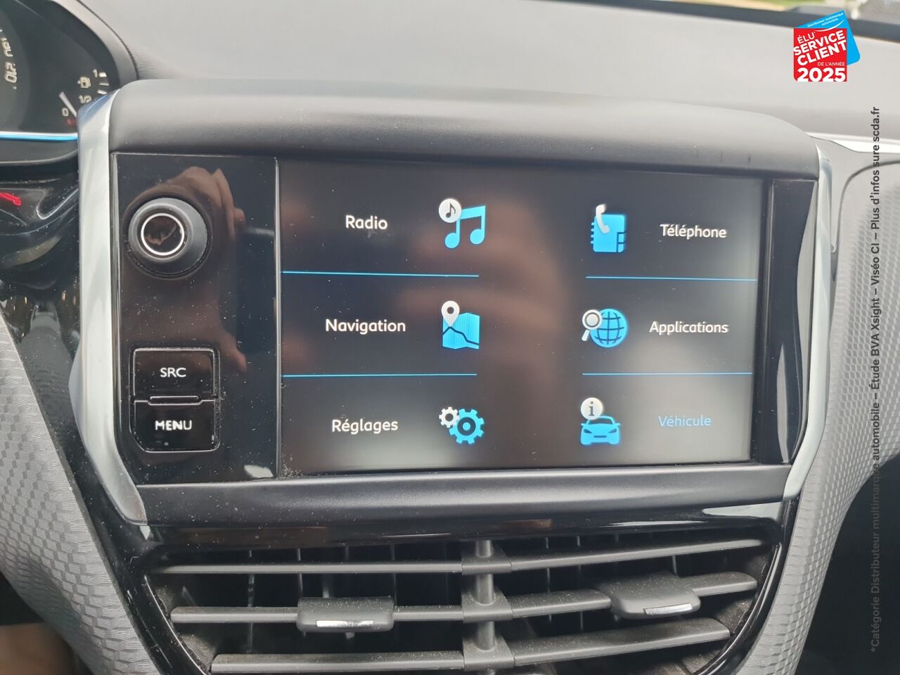 Véhicule d'occasion PEUGEOT 2008 1.2 PURETECH 110CH E6.C ALLURE SS EAT6 chez Renault Saint-Louis