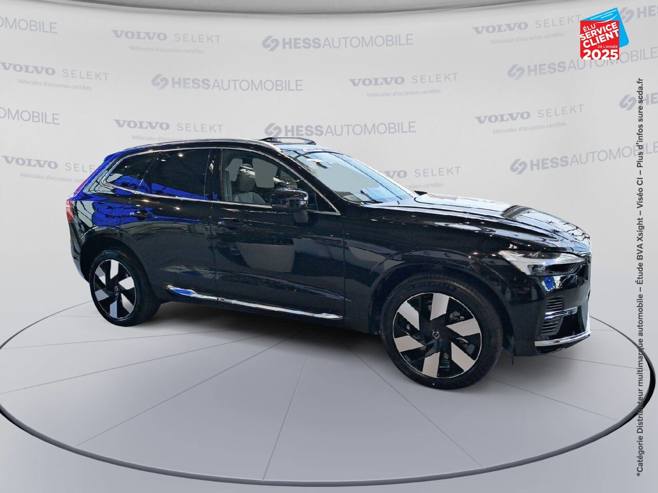 Véhicule d'occasion VOLVO XC60 T6 HYBRIDE RECHARGEABLE 253 + 145CH UTRA STYLE CHROME GEARTRONIC 8 AWD chez Renault Colmar