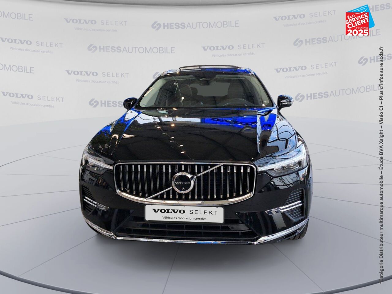 Véhicule d'occasion VOLVO XC60 T6 HYBRIDE RECHARGEABLE 253 + 145CH UTRA STYLE CHROME GEARTRONIC 8 AWD chez Renault Colmar