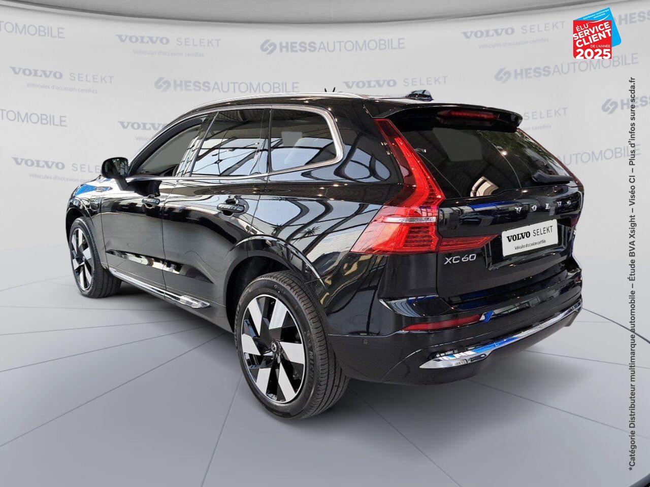 Véhicule d'occasion VOLVO XC60 T6 HYBRIDE RECHARGEABLE 253 + 145CH UTRA STYLE CHROME GEARTRONIC 8 AWD chez Renault Colmar