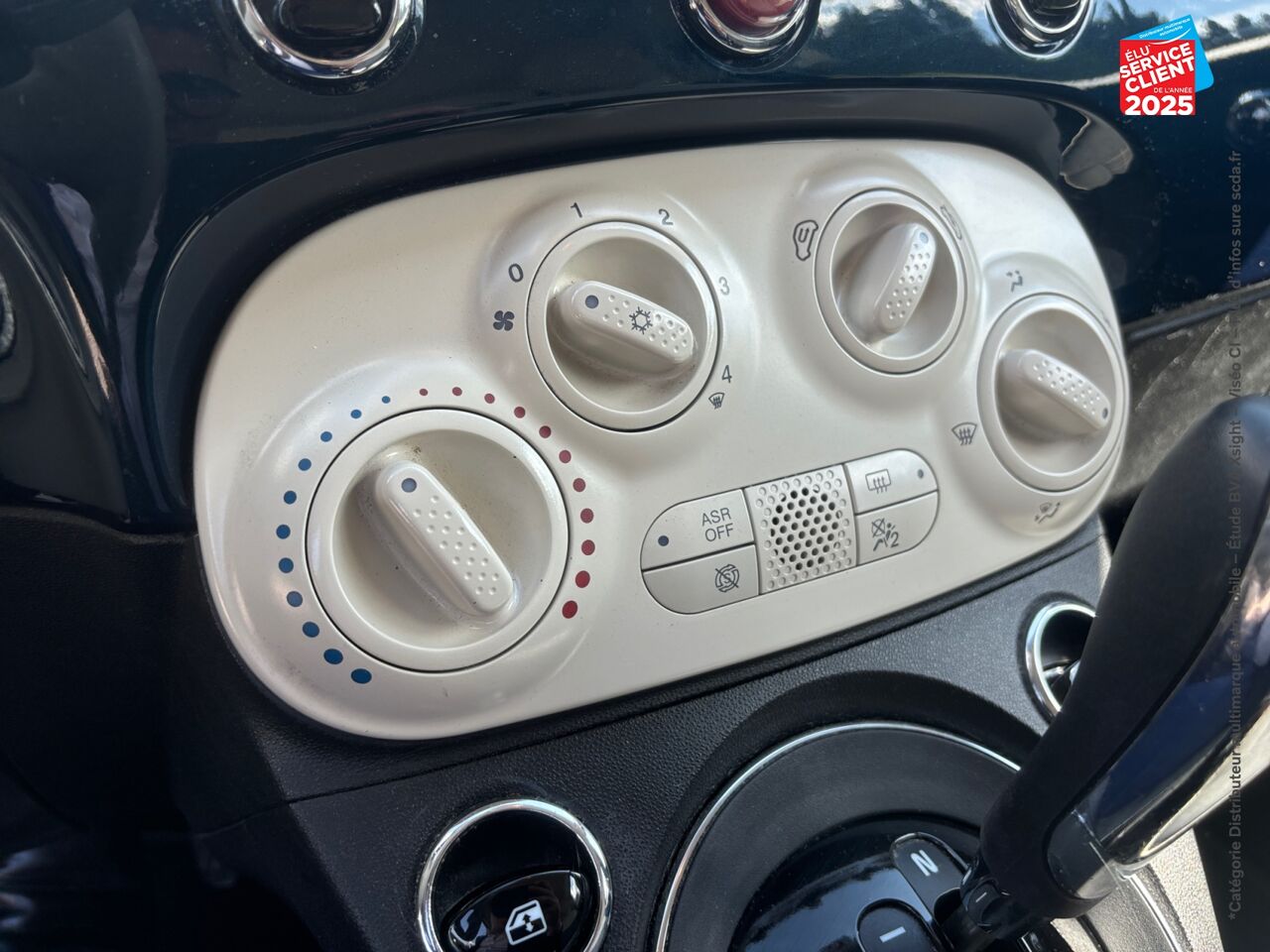 Véhicule d'occasion FIAT 500 1.2 8V 69CH SS LOUNGE DUALOGIC chez Toyota Thionville