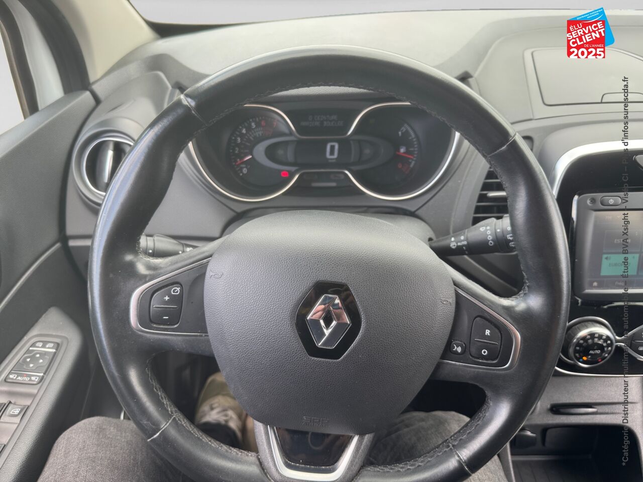 Véhicule d'occasion RENAULT CAPTUR 1.2 TCE 120CH ENERGY INTENS chez Renault Saint-Louis