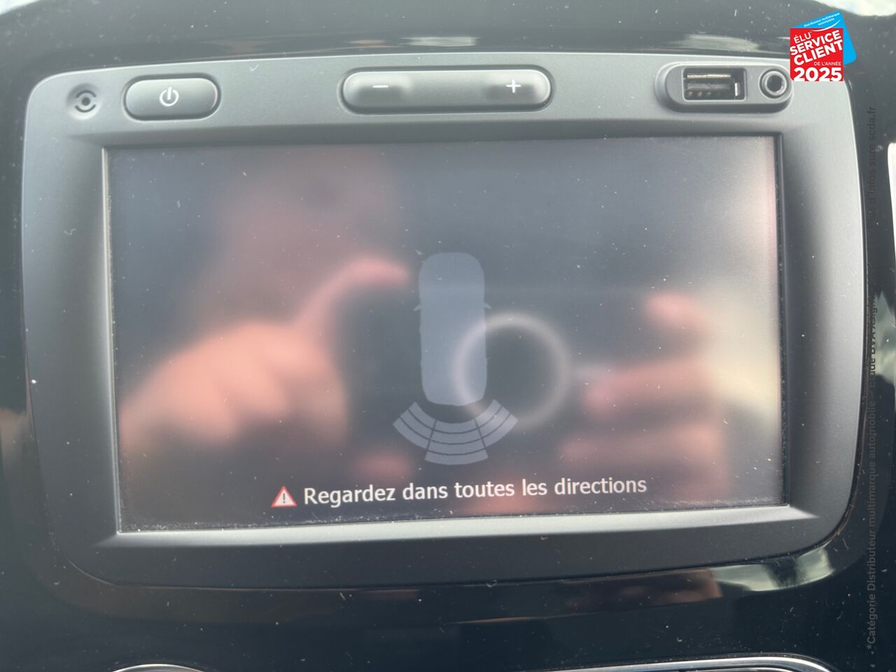Véhicule d'occasion RENAULT CAPTUR 1.2 TCE 120CH ENERGY INTENS chez Renault Saint-Louis