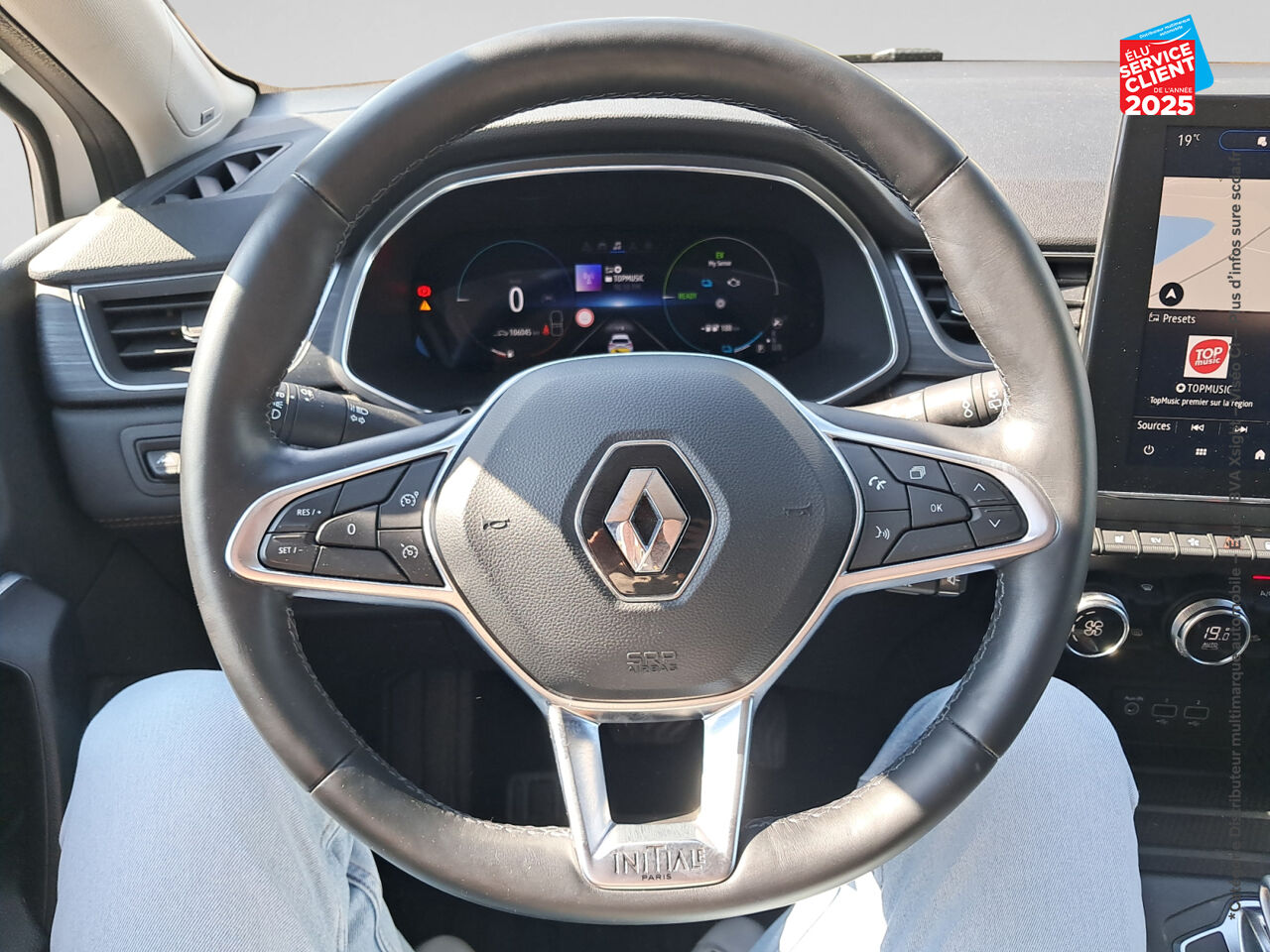 Véhicule d'occasion RENAULT CAPTUR 1.6 E-TECH PLUG-IN 160CH INITIALE PARIS GPS CAMERA chez Renault Sélestat