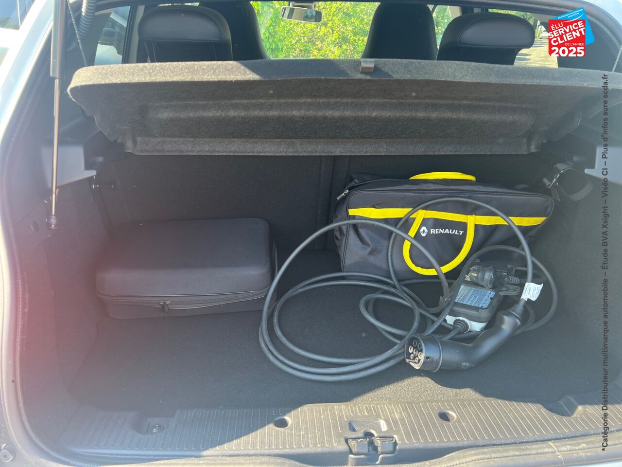 Véhicule d'occasion RENAULT TWINGO E-TECH ELECTRIC INTENS R80 ACHAT INTEGRAL - 21 chez Toyota Thionville