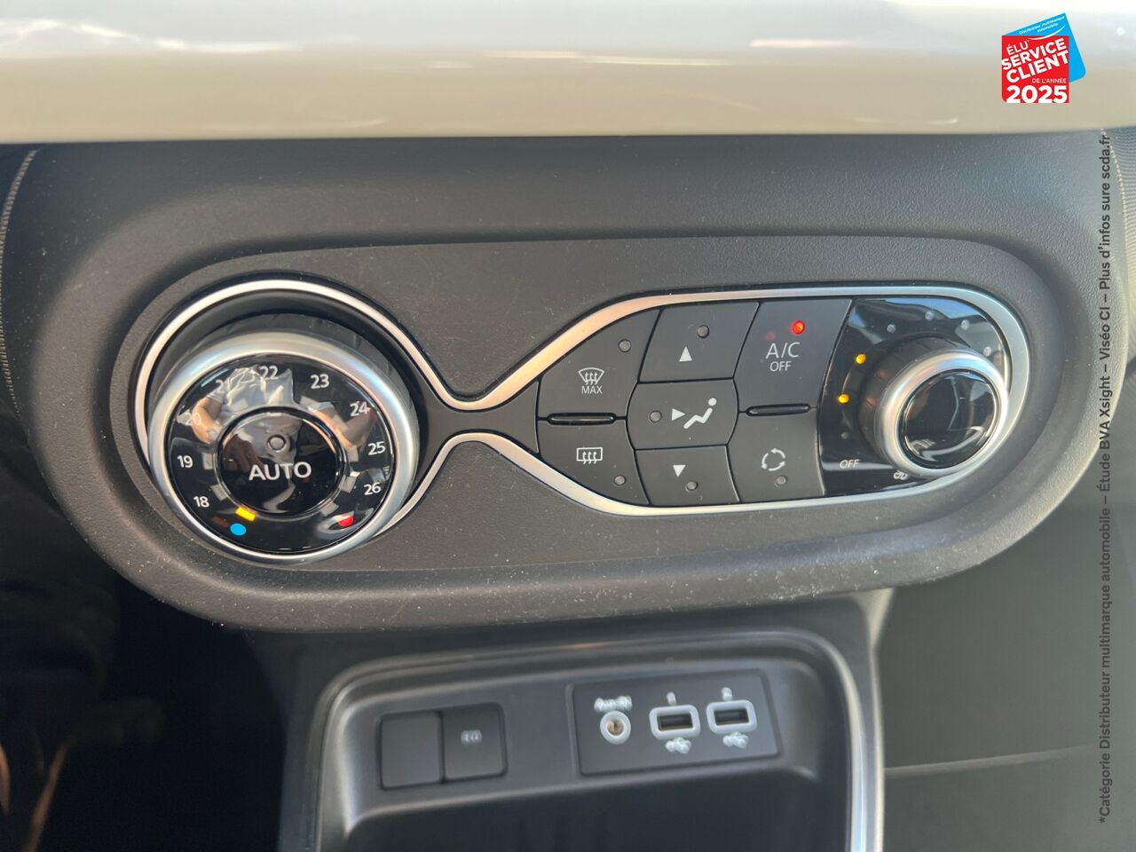 Véhicule d'occasion RENAULT TWINGO E-TECH ELECTRIC INTENS R80 ACHAT INTEGRAL - 21 chez Toyota Thionville