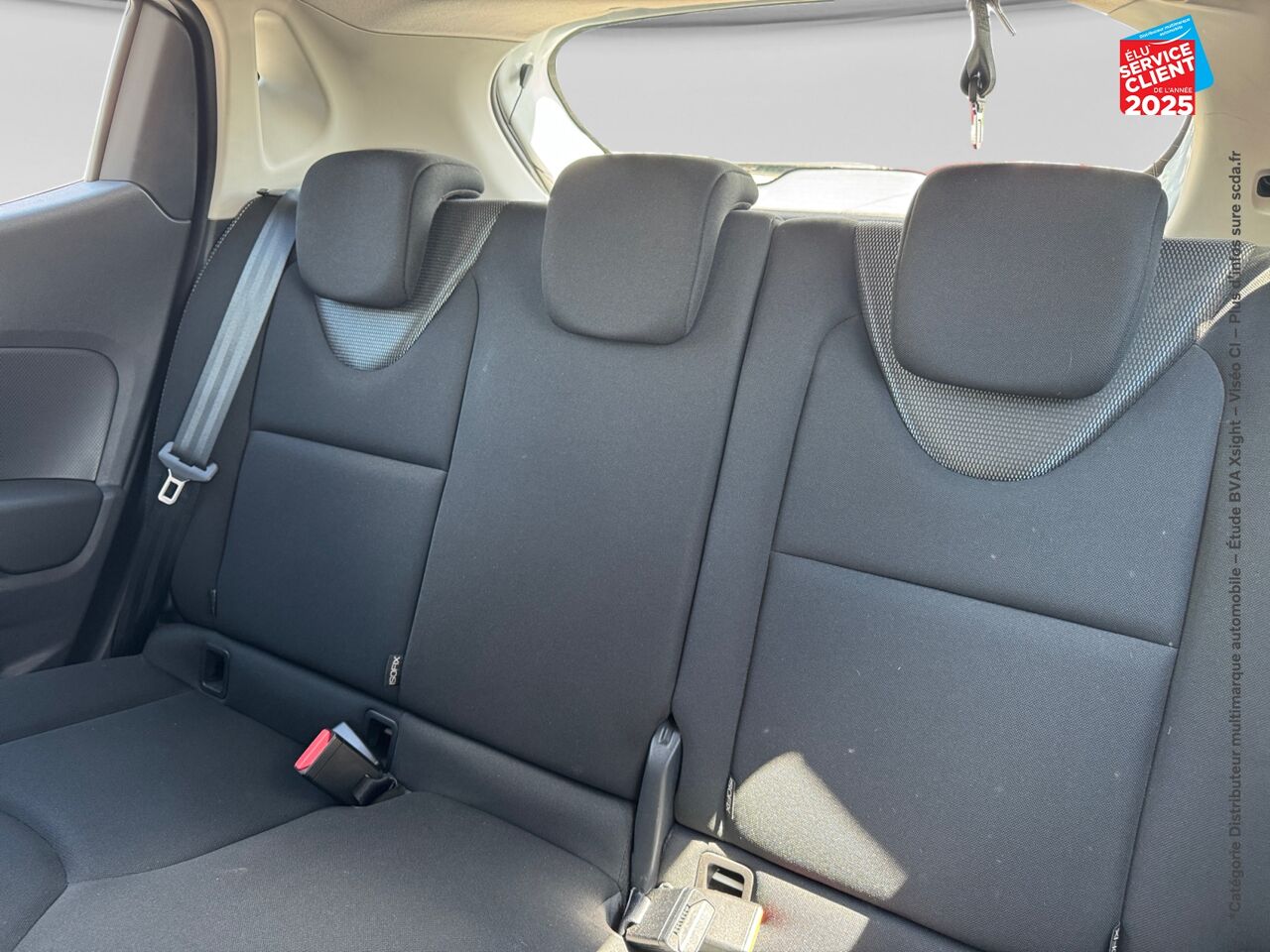 Véhicule d'occasion RENAULT CLIO 0.9 TCE 75CH GENERATION 5P EURO6C chez Toyota Verdun