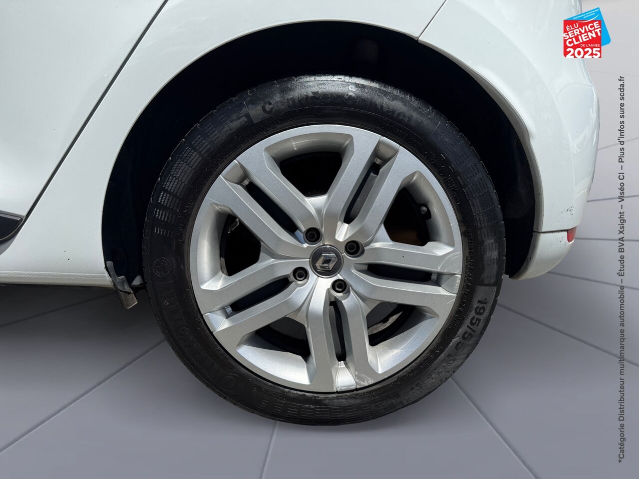 Véhicule d'occasion RENAULT CLIO 0.9 TCE 75CH GENERATION 5P EURO6C chez Toyota Verdun