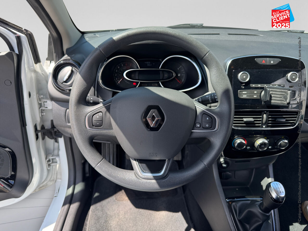 Véhicule d'occasion RENAULT CLIO 0.9 TCE 75CH GENERATION 5P EURO6C chez Toyota Verdun